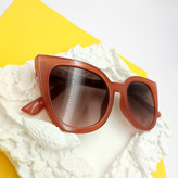 قیمت عینک آفتابی گربهای نارنجی اورجینال ارزان