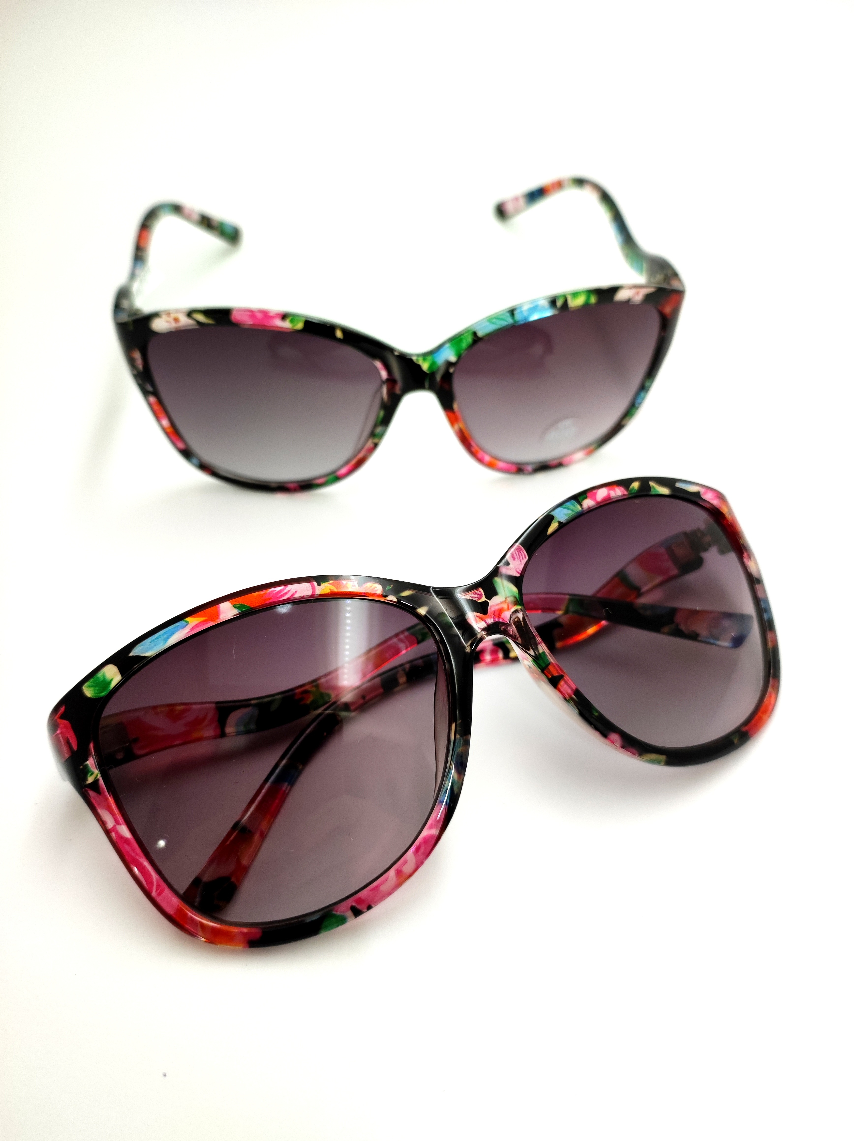 عینک آفتابی اورجینال زنانه گربه‌ای طرح گلدار دسته موج‌دار