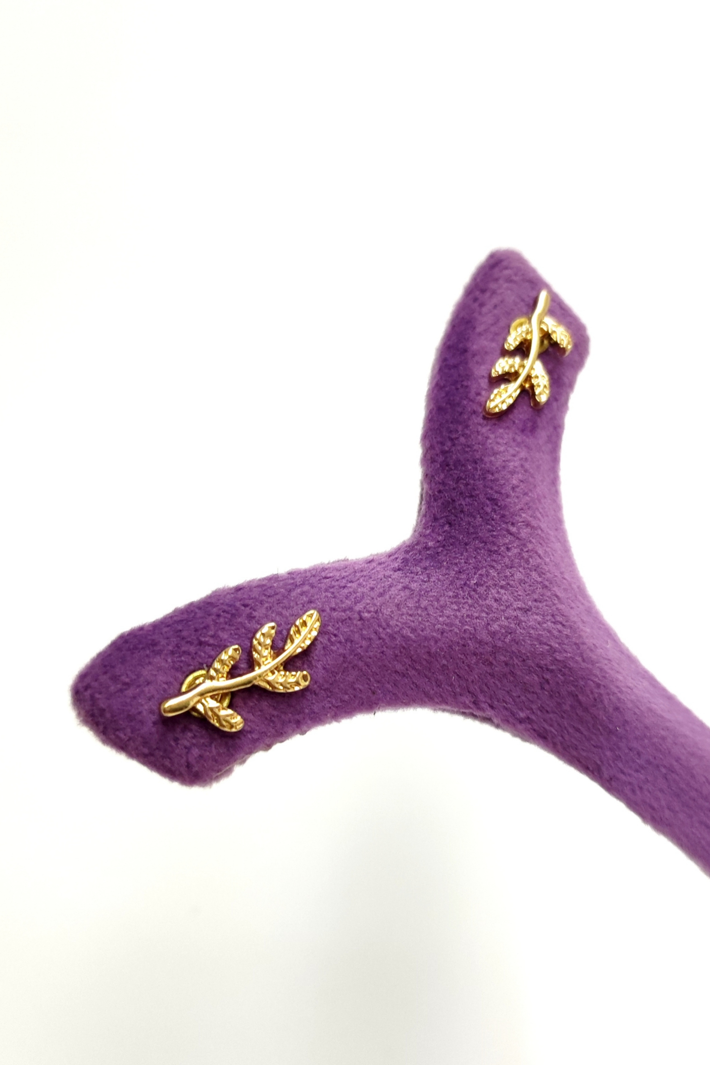 گوشواره میخی اورجینال مدل شاخه‌وبرگ